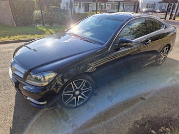 Mercedes-Benz - C-Class