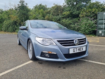 Volkswagen - Passat