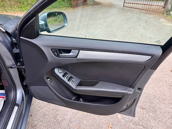 Used Audi A4 2012 for sale - 76280623: Photo 22