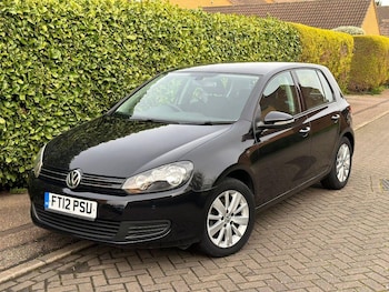 Volkswagen - Golf