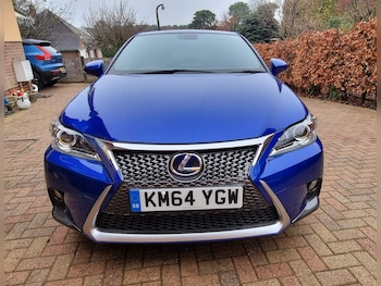 Lexus - CT