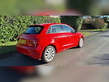 Audi - A1