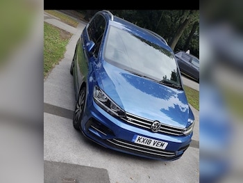 Volkswagen - Touran