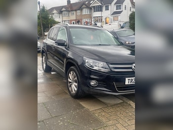 Volkswagen - Tiguan