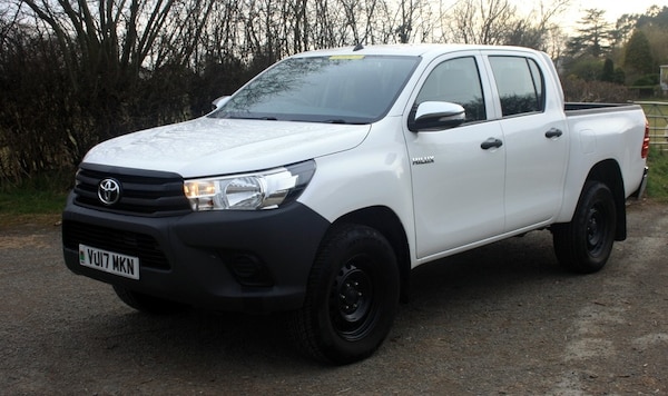 Used Toyota Hilux 2017 for sale - 74122524: Photo 5