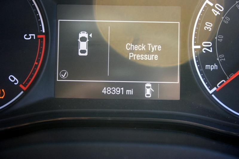 Used Vauxhall Corsa 2016 for sale - 76022786: Photo 2