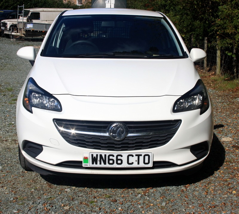 Used Vauxhall Corsa 2016 for sale - 76022786: Photo 4