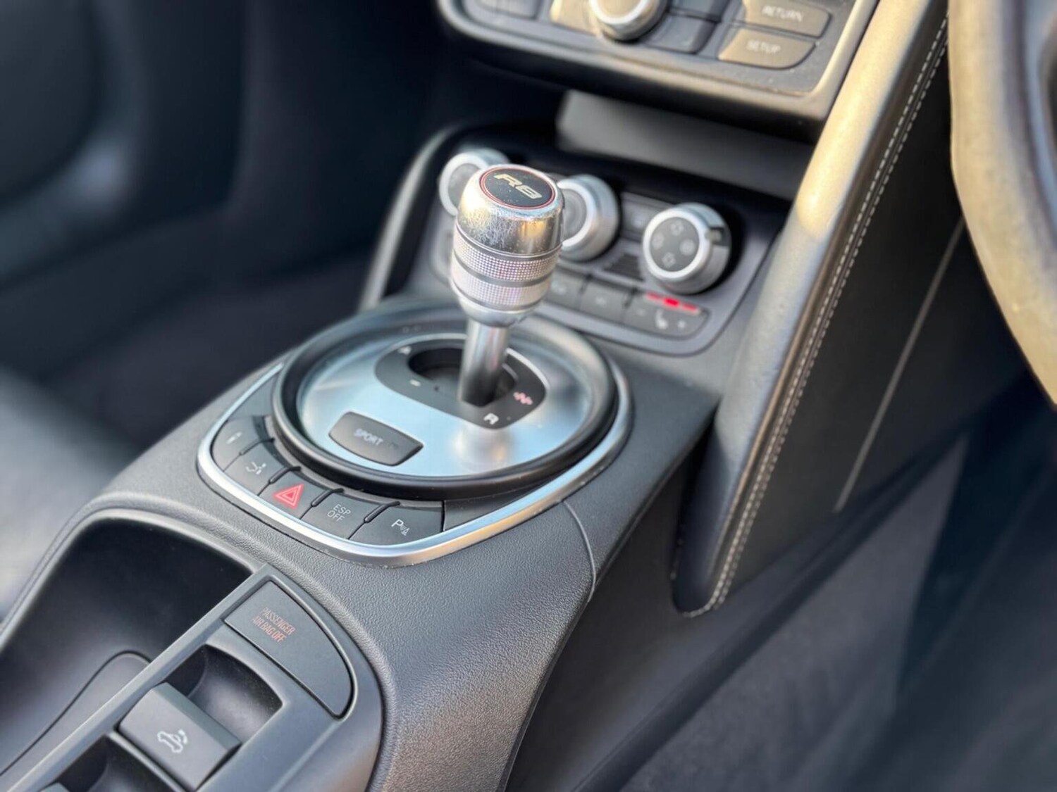 Used Audi R8 2012 for sale - 75740396: Photo 18