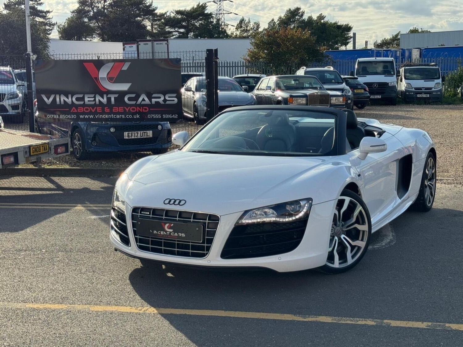 Used Audi R8 2012 for sale - 75740396: Photo 2
