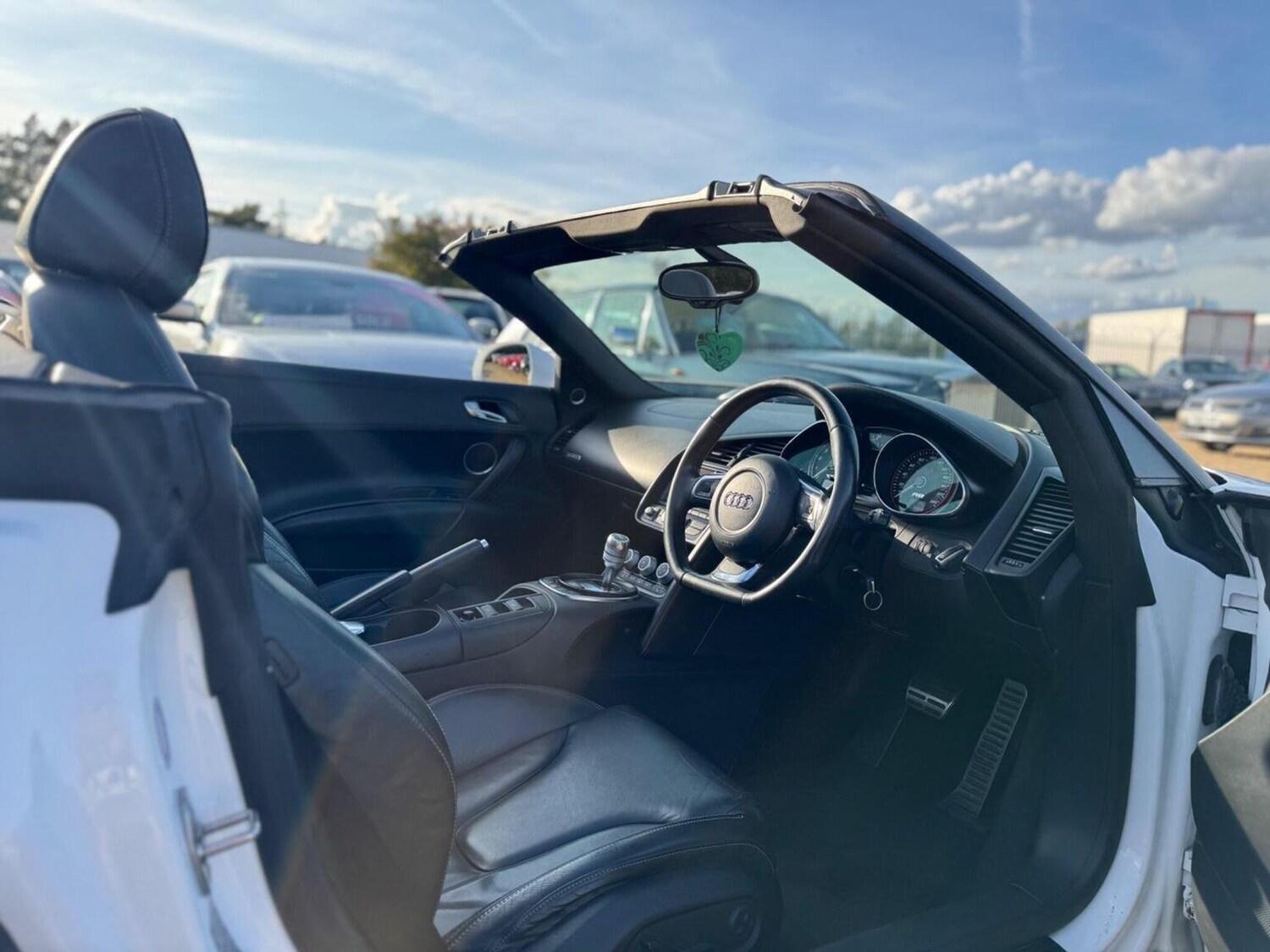 Used Audi R8 2012 for sale - 75740396: Photo 23