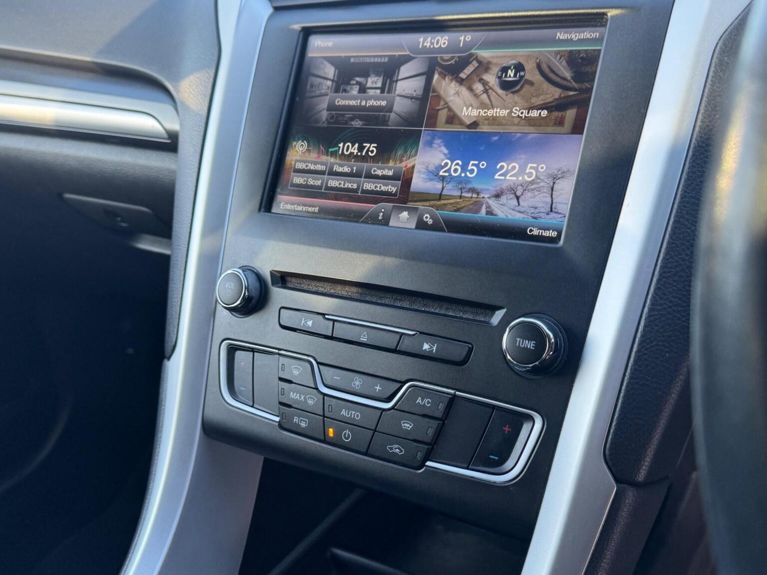 Used Ford Mondeo 2015 for sale - 77089800: Photo 16