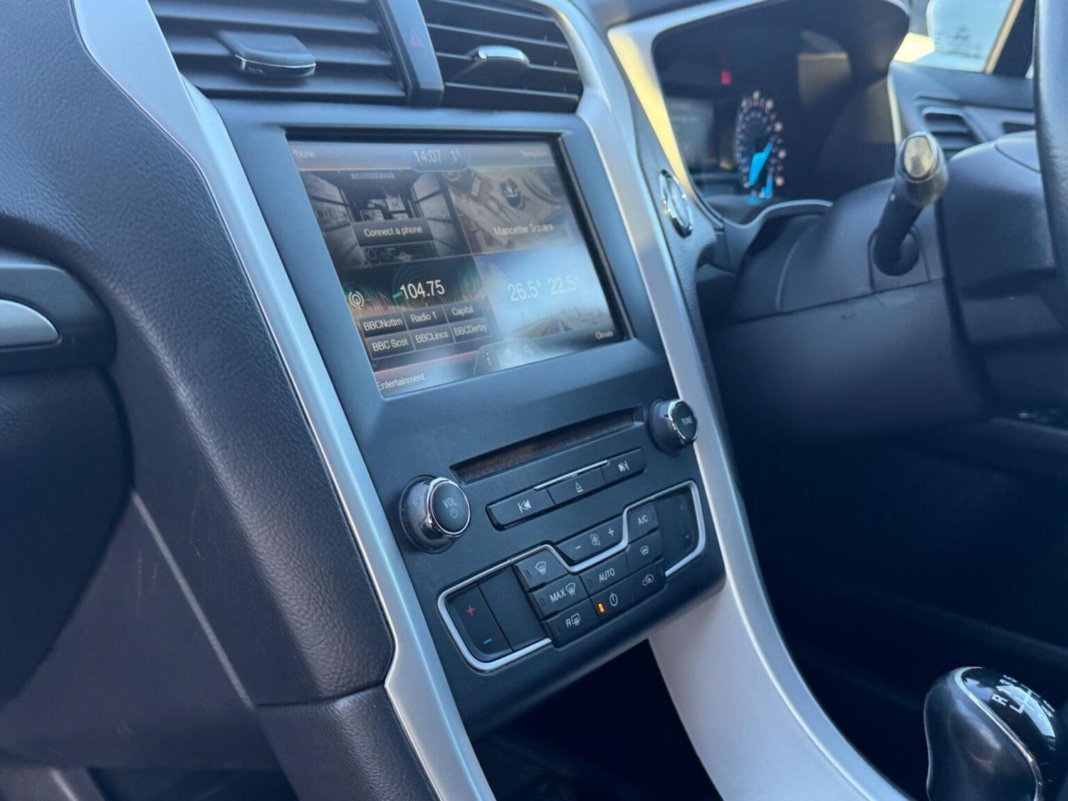 Used Ford Mondeo 2015 for sale - 77089800: Photo 18