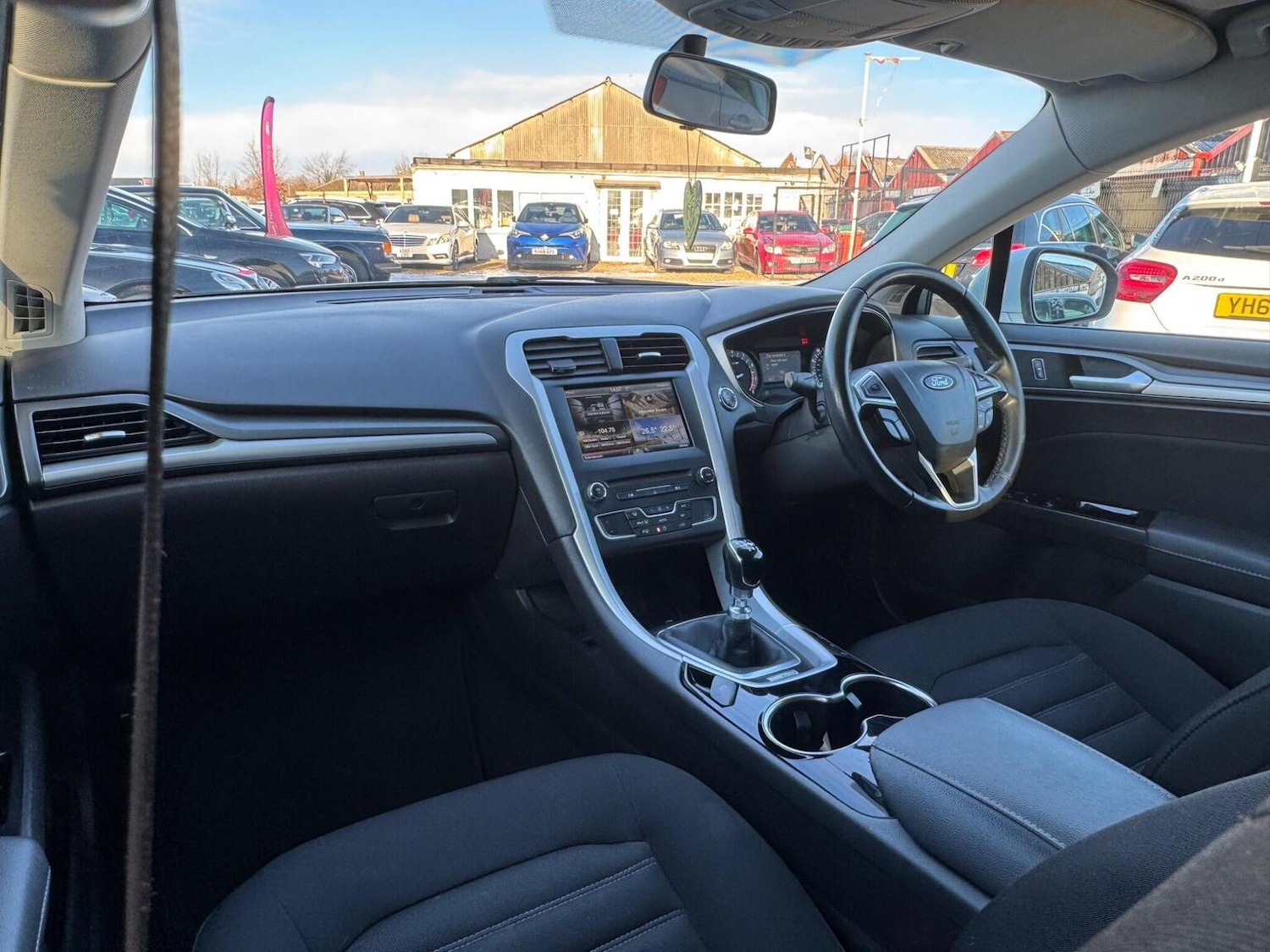 Used Ford Mondeo 2015 for sale - 77089800: Photo 9