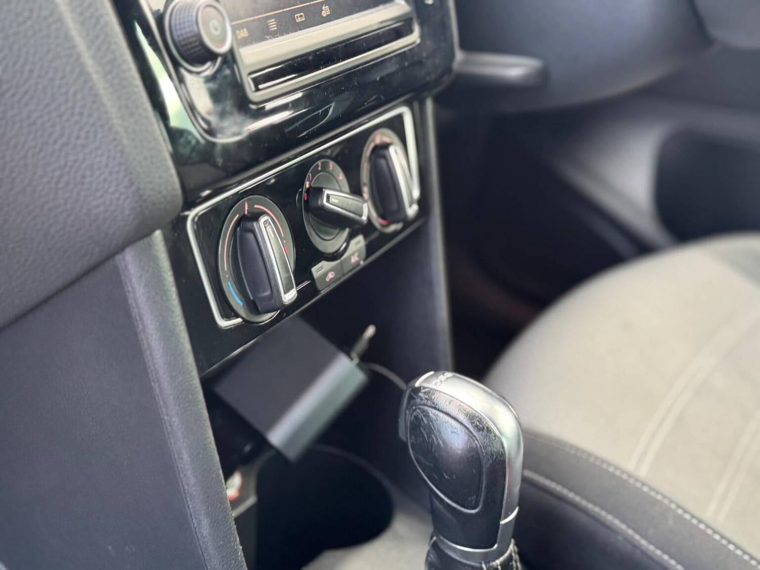 Used Volkswagen Polo 2016 for sale - 76536823: Photo 11