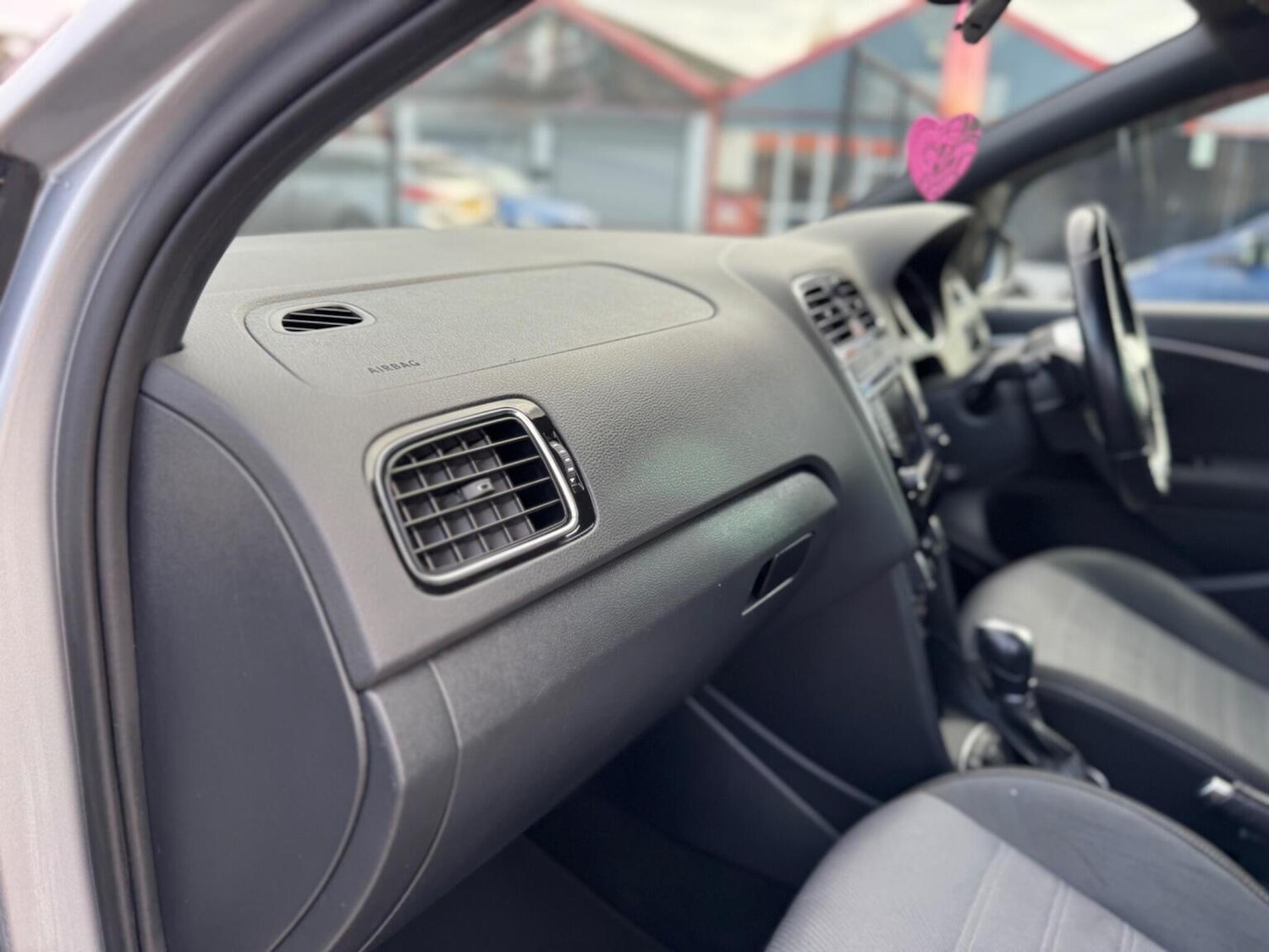 Used Volkswagen Polo 2016 for sale - 76536823: Photo 12