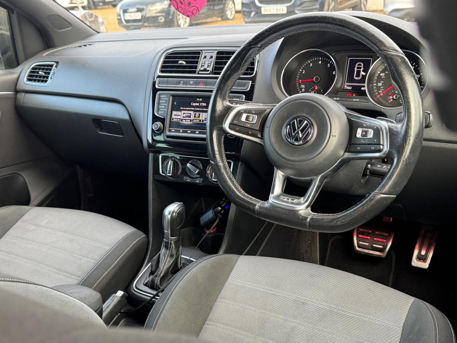 Used Volkswagen Polo 2016 for sale - 76536823: Photo 14
