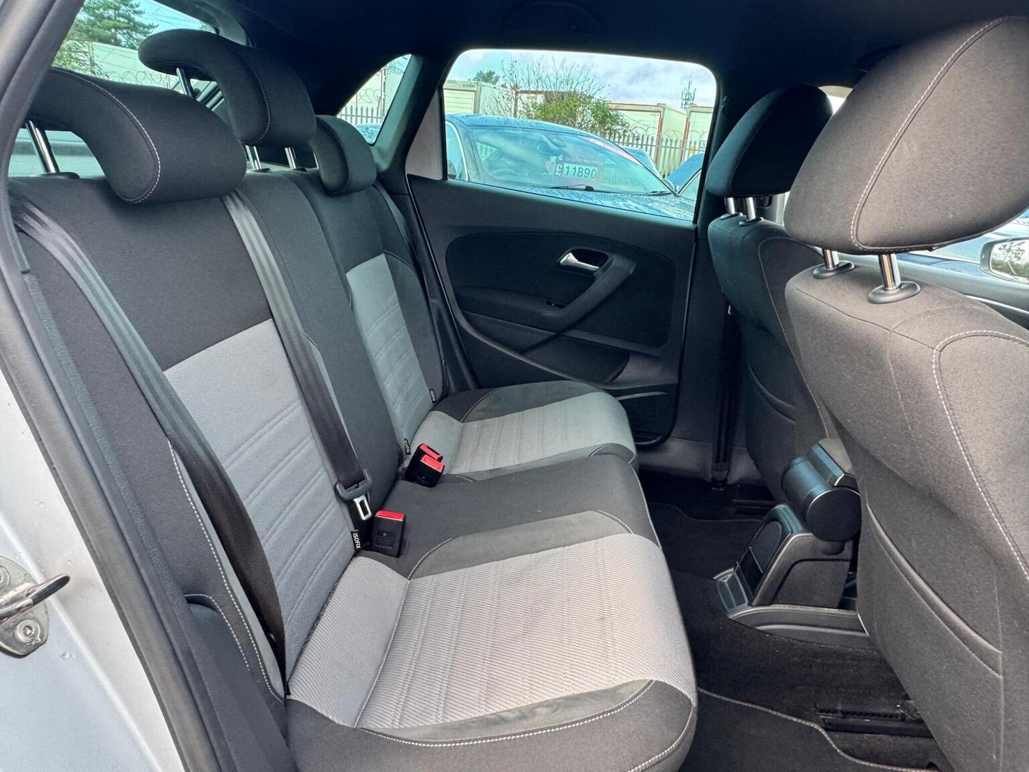 Used Volkswagen Polo 2016 for sale - 76536823: Photo 25