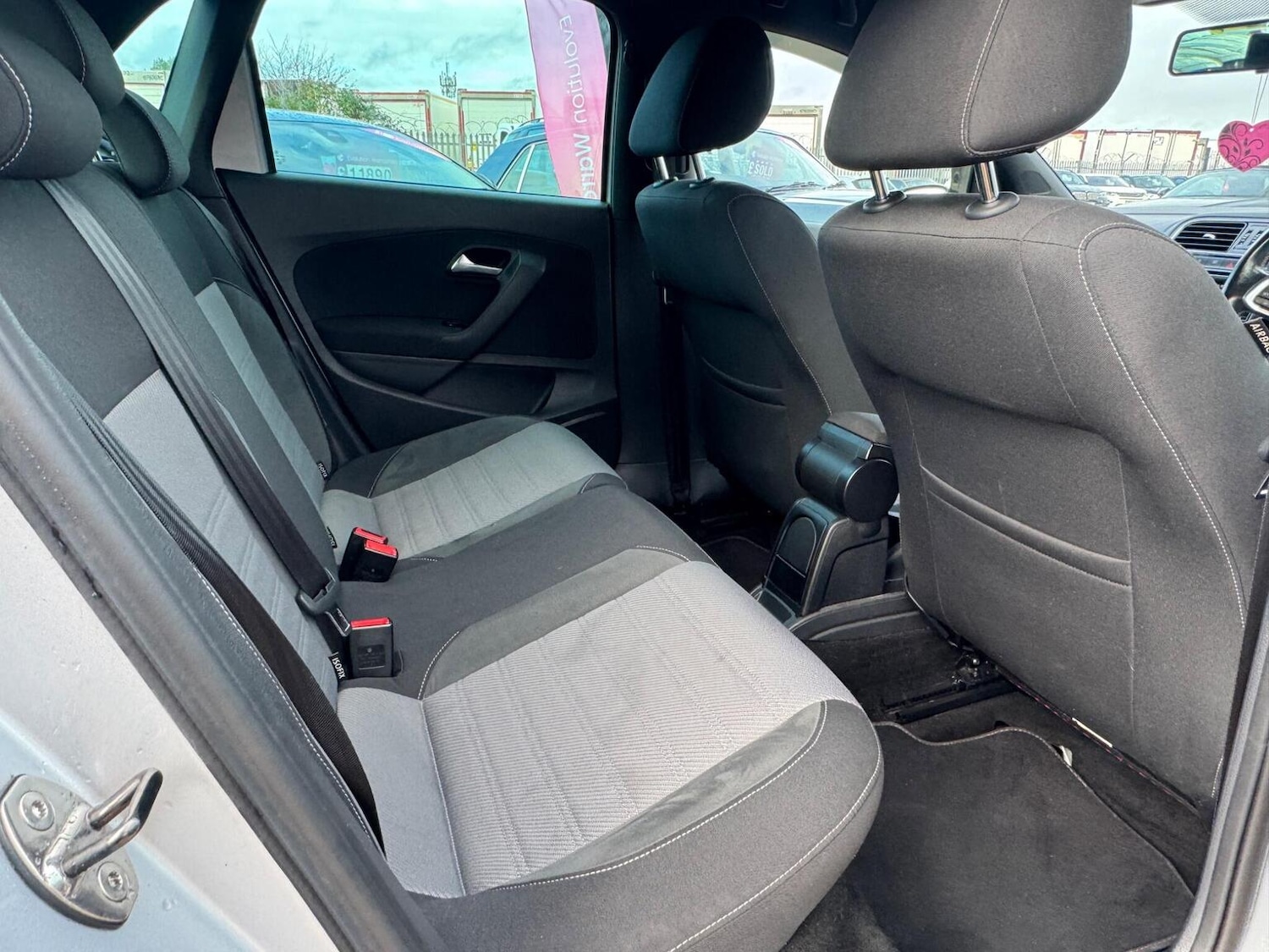 Used Volkswagen Polo 2016 for sale - 76536823: Photo 26