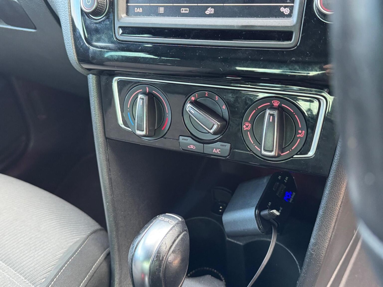 Used Volkswagen Polo 2016 for sale - 76536823: Photo 29