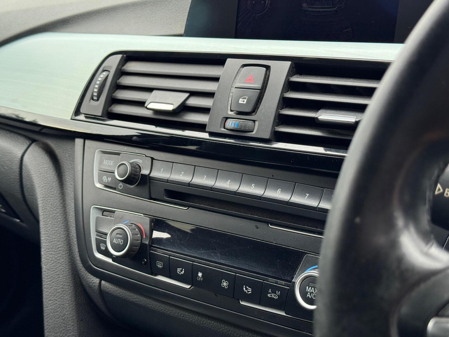 Used BMW 3 Series 2014 for sale - 76444448: Photo 44