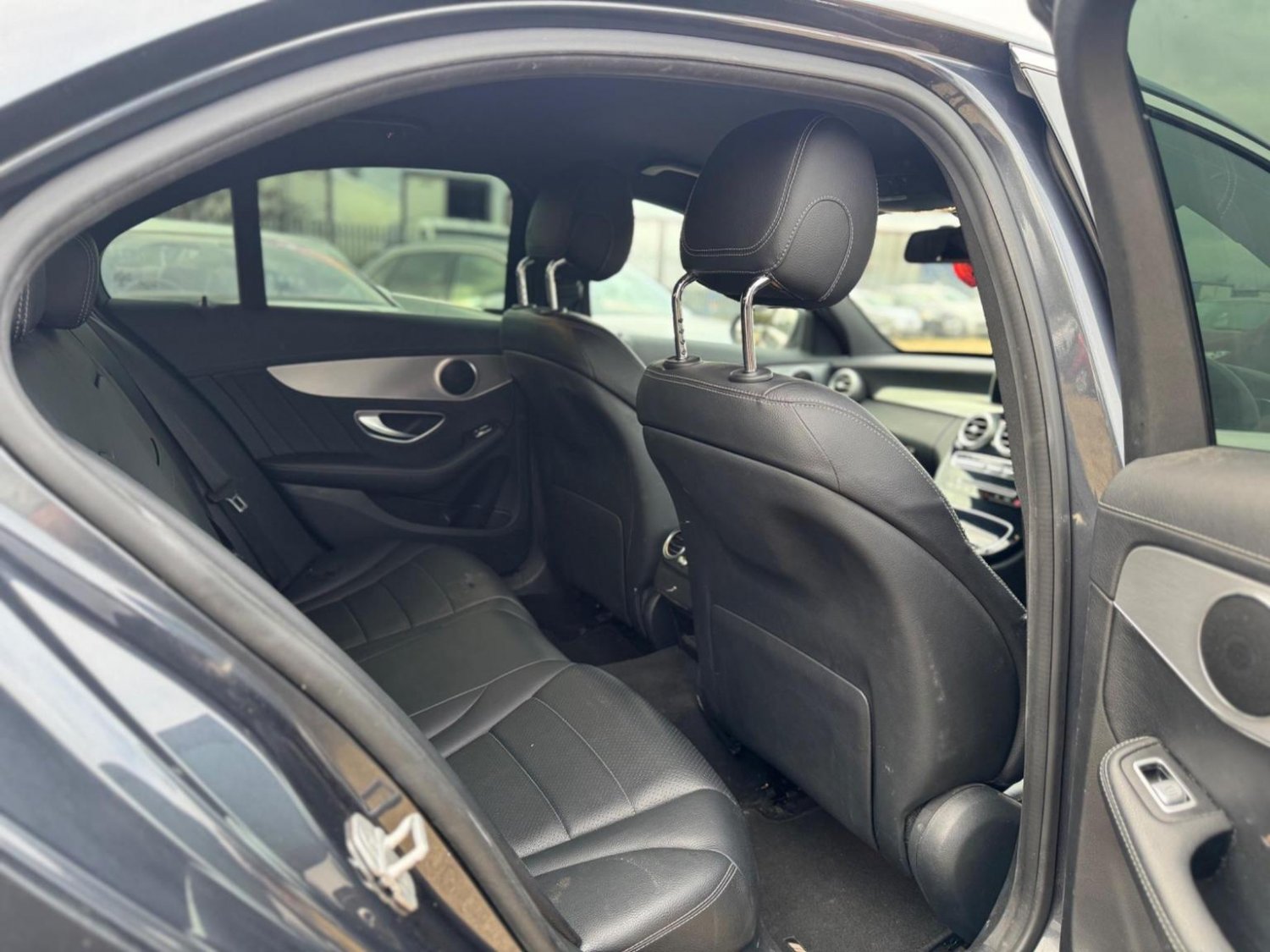 Used Mercedes-Benz C Class 2015 for sale - 76793990: Photo 37