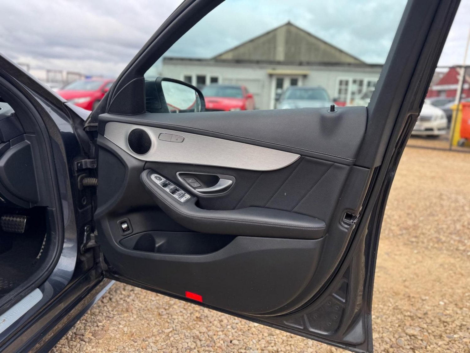 Used Mercedes-Benz C Class 2015 for sale - 76793990: Photo 44