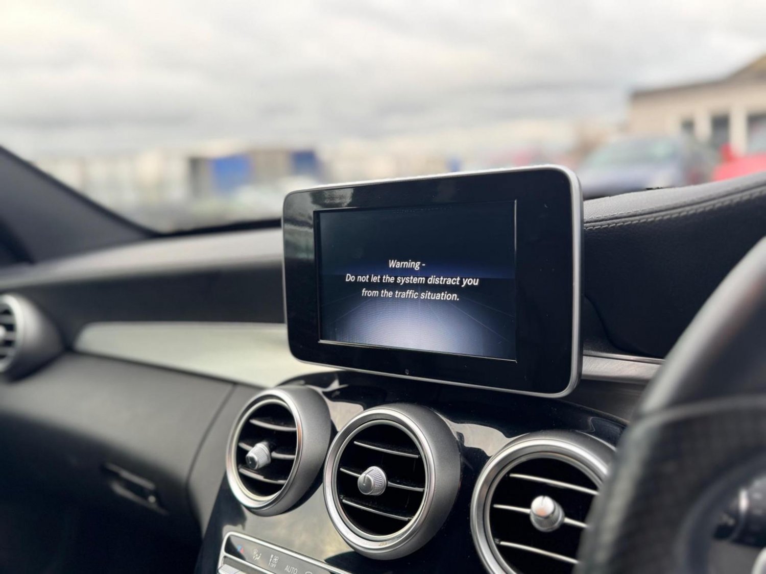 Used Mercedes-Benz C Class 2015 for sale - 76793990: Photo 48