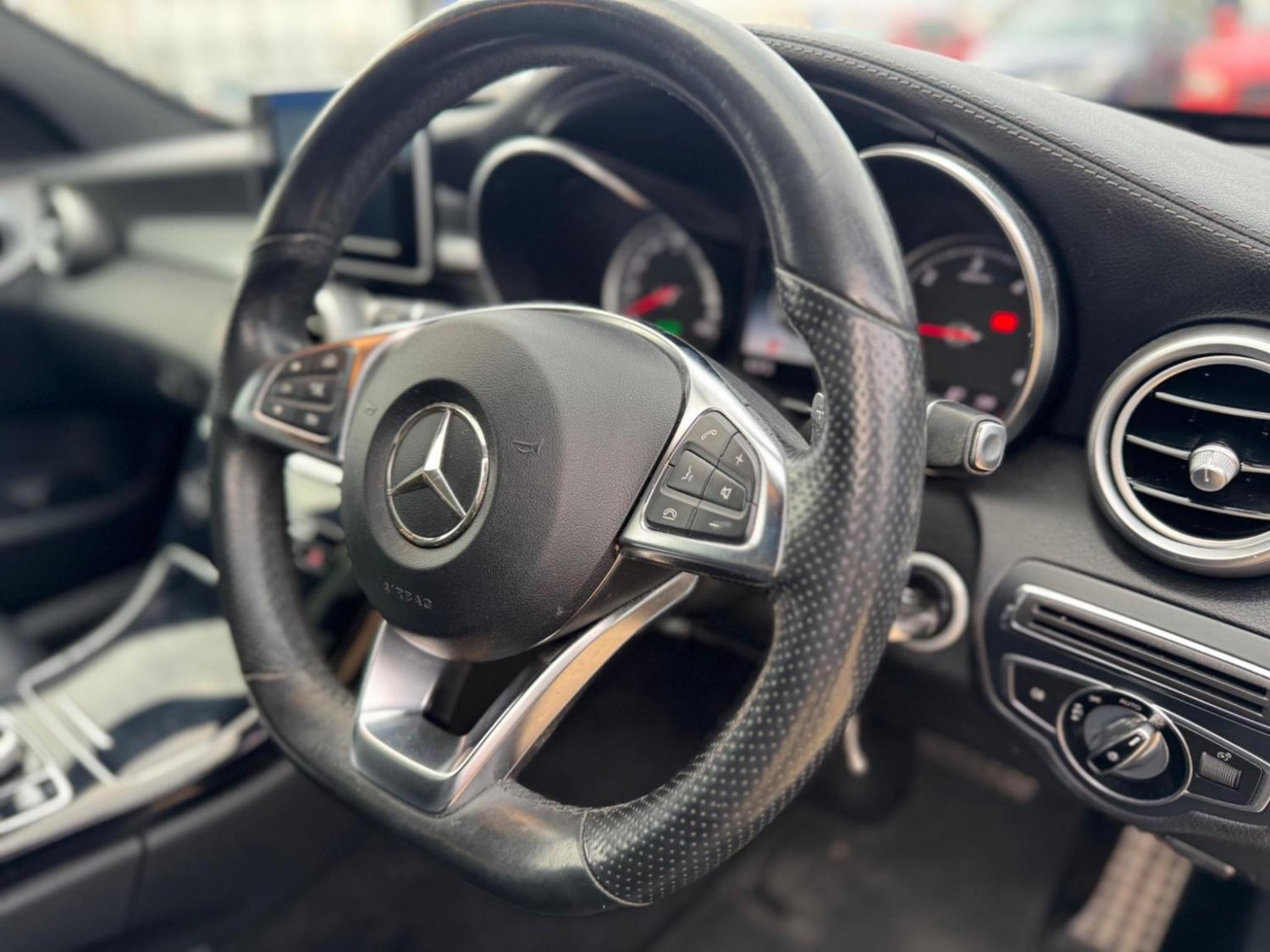 Used Mercedes-Benz C Class 2015 for sale - 76793990: Photo 51