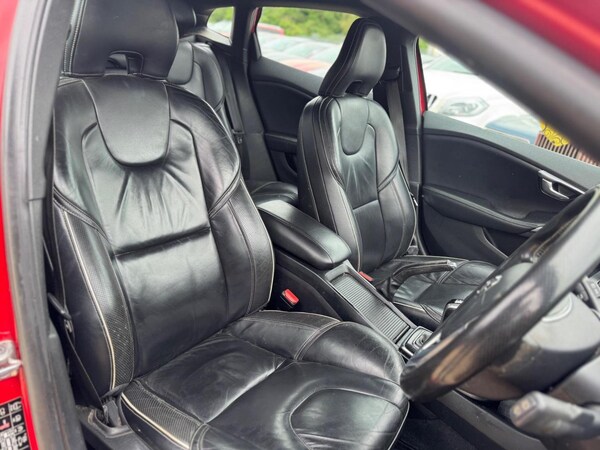 Used Volvo V40 2016 for sale - 75667902: Photo 19