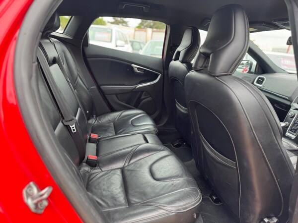 Used Volvo V40 2016 for sale - 75667902: Photo 26