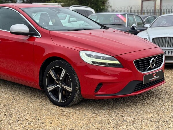 Used Volvo V40 2016 for sale - 75667902: Photo 3