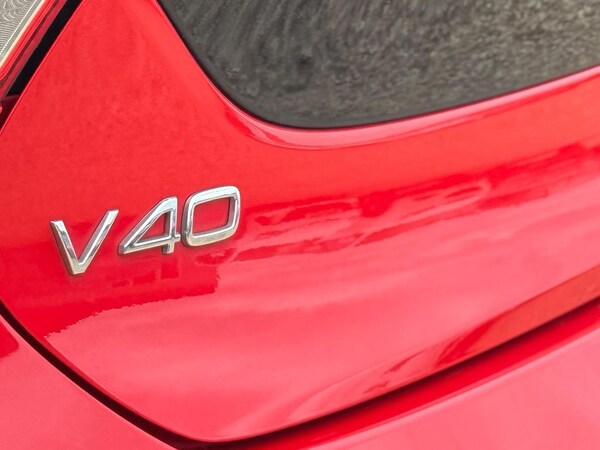 Used Volvo V40 2016 for sale - 75667902: Photo 43