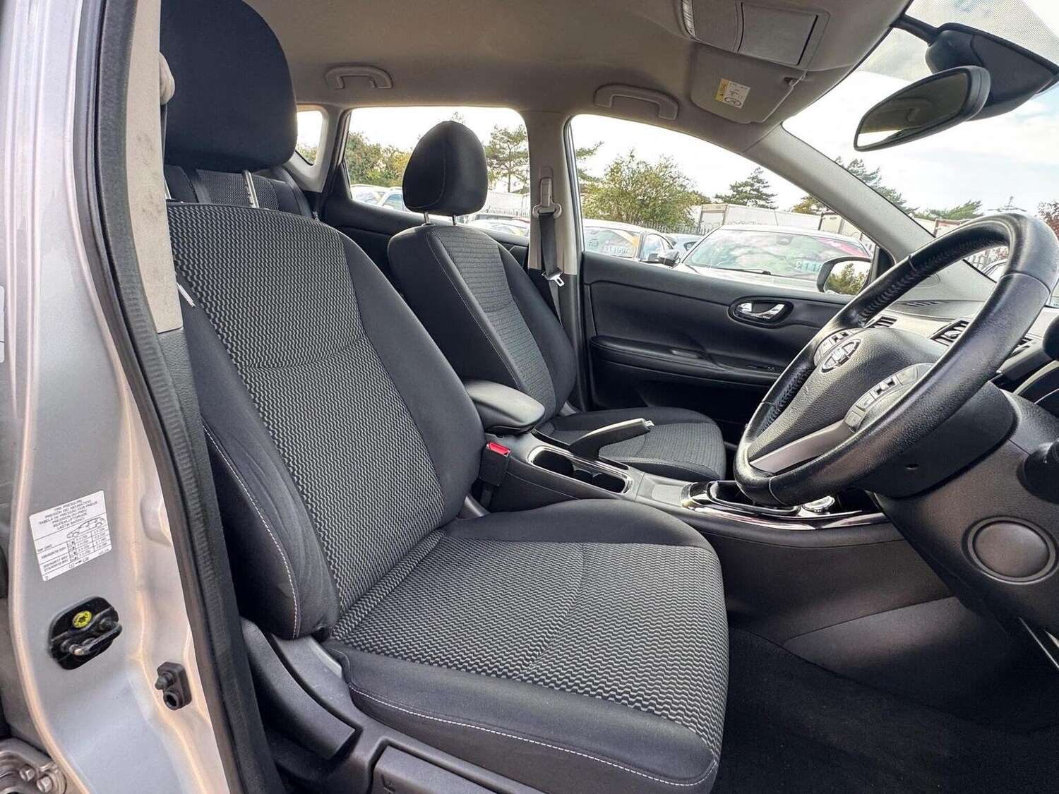Used Nissan Pulsar 2014 for sale - 76128893: Photo 15