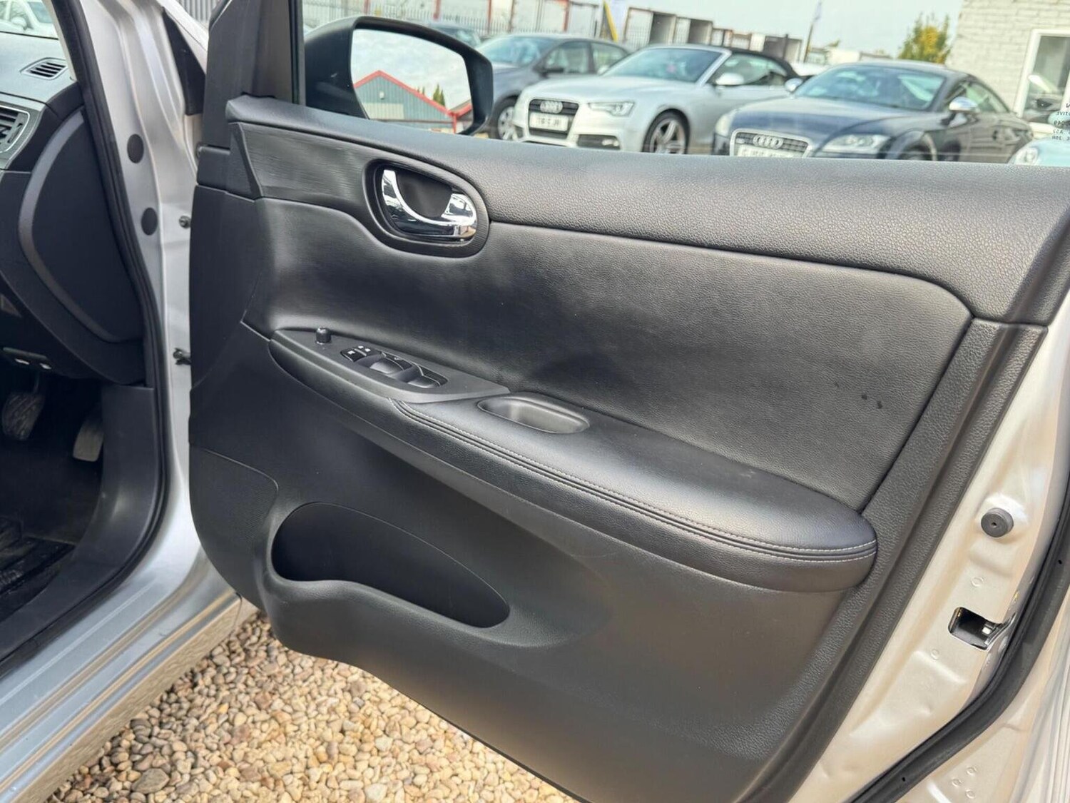 Used Nissan Pulsar 2014 for sale - 76128893: Photo 23