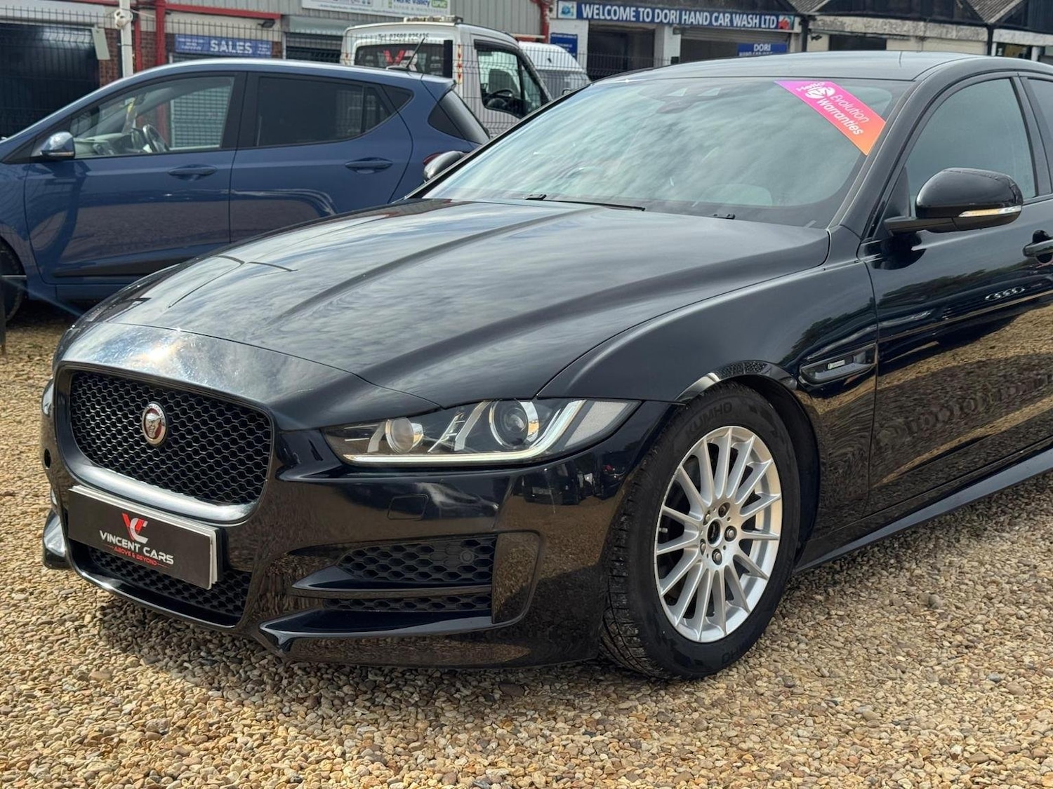 Used Jaguar XE 2016 for sale - 76793982: Photo 4
