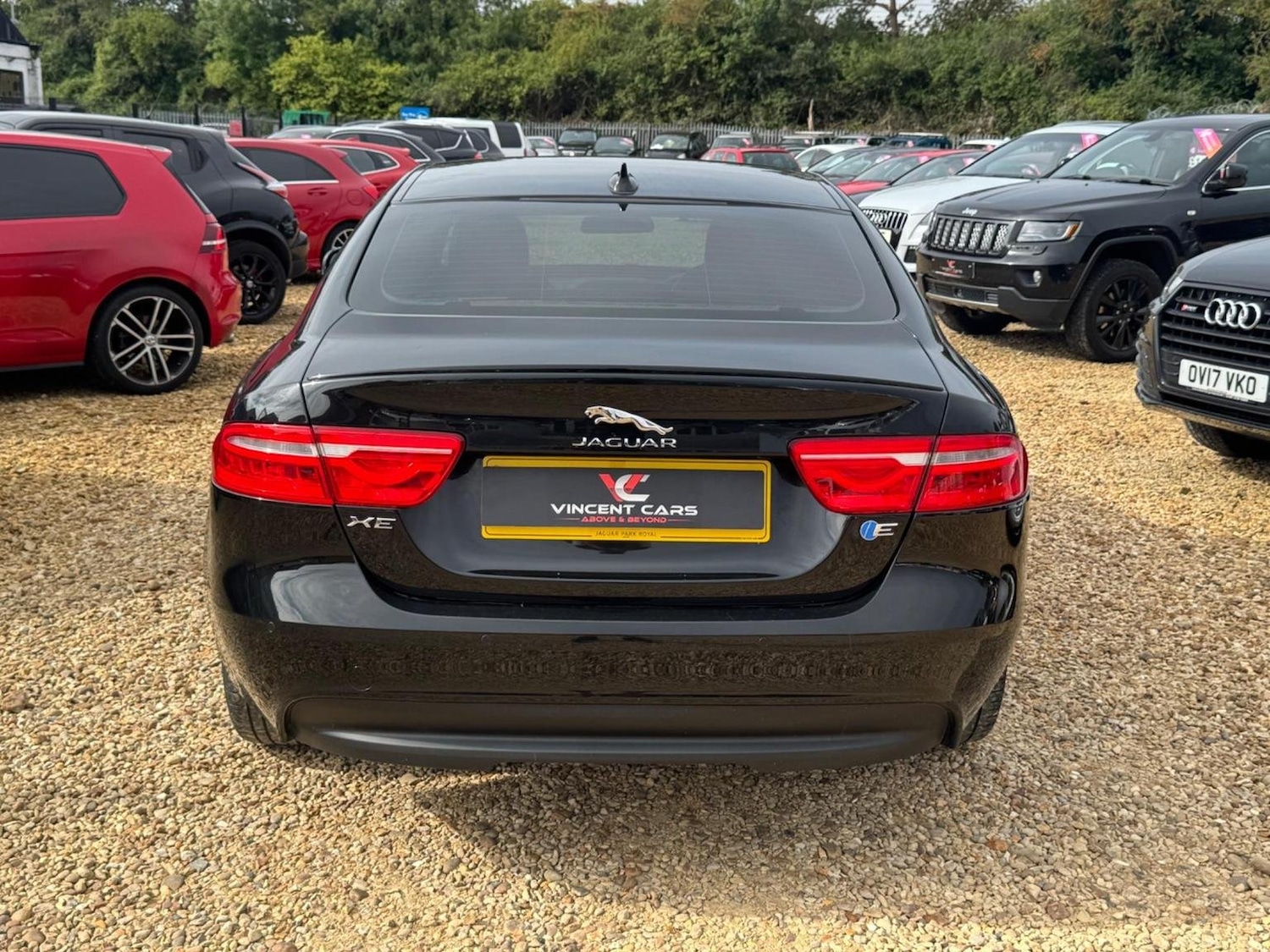 Used Jaguar XE 2016 for sale - 76793982: Photo 9