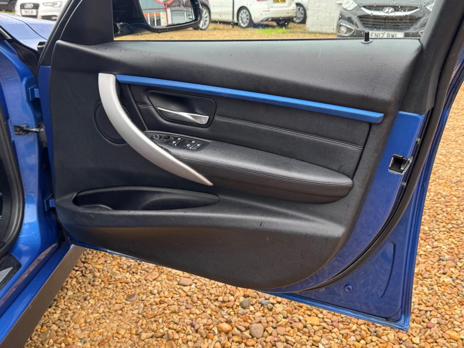 Used BMW 3 Series 2015 for sale - 76418380: Photo 27