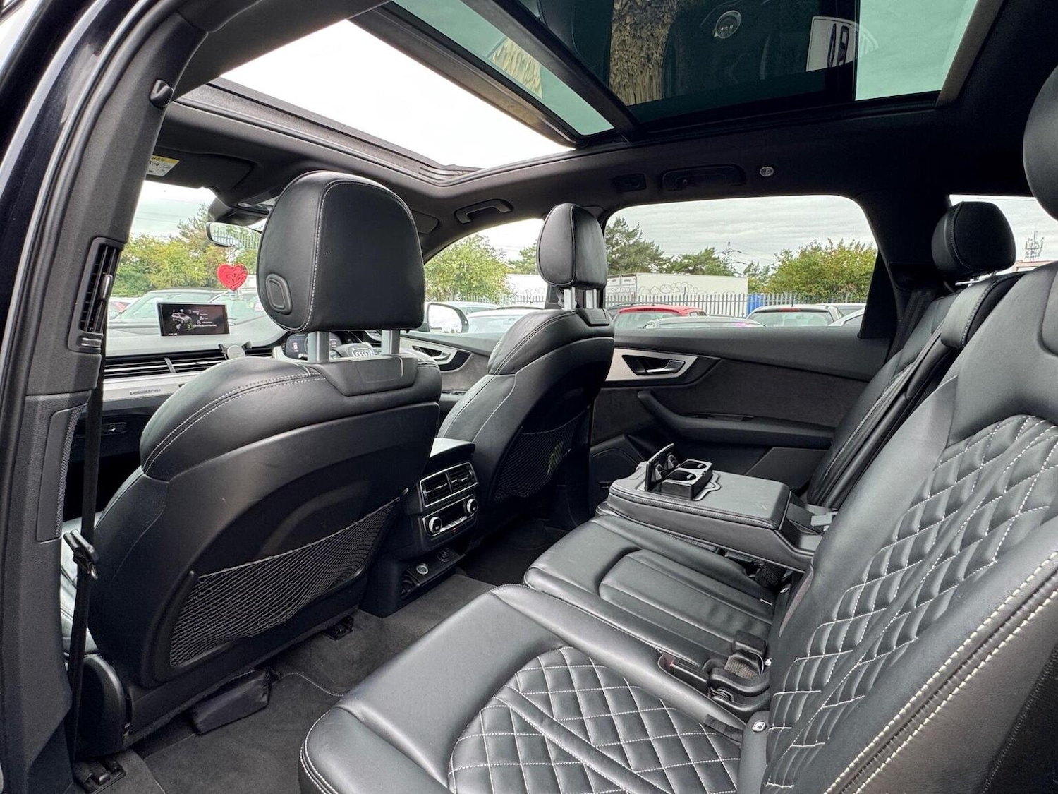 Used Audi SQ7 2017 for sale - 75667966: Photo 41