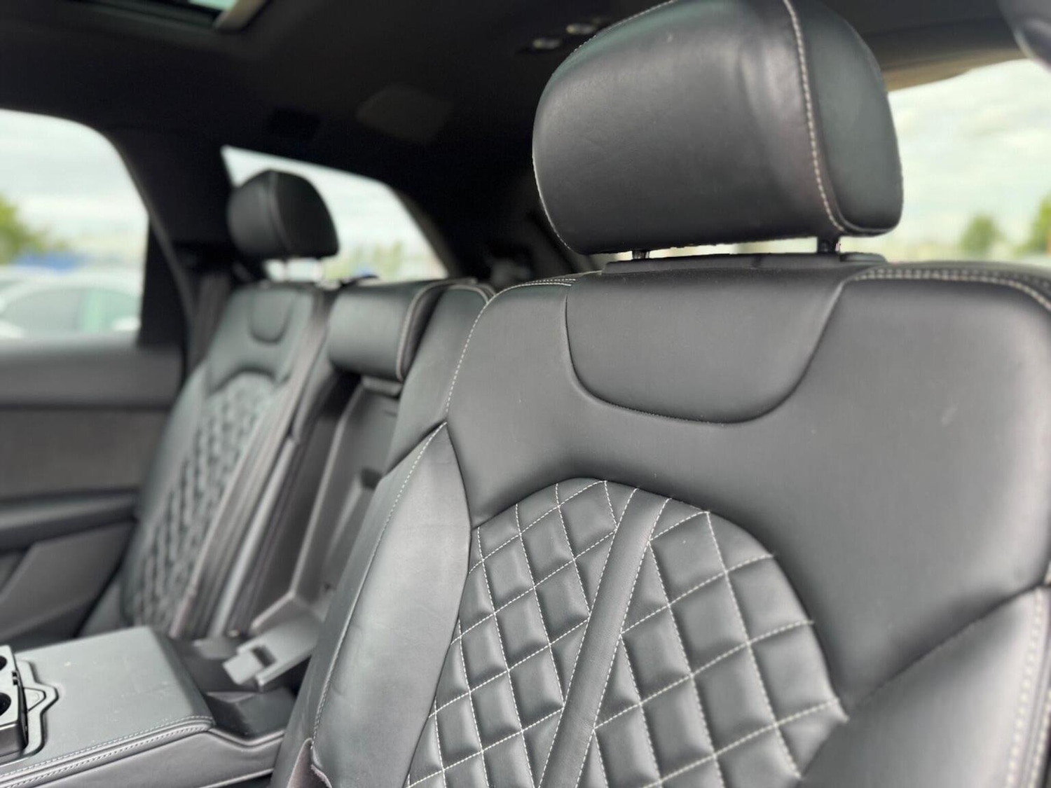 Used Audi SQ7 2017 for sale - 75667966: Photo 44