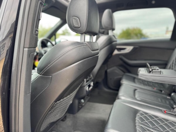 Used Audi SQ7 2017 for sale - 75667966: Photo 44