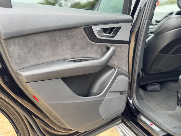 Used Audi SQ7 2017 for sale - 75667966: Photo 67