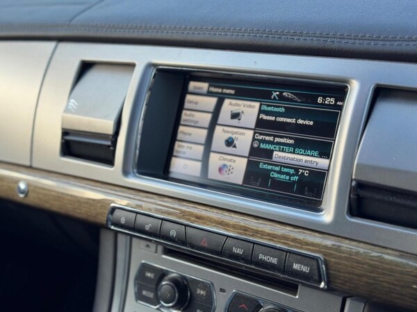 Used Jaguar XF 2013 for sale - 75667914: Photo 41