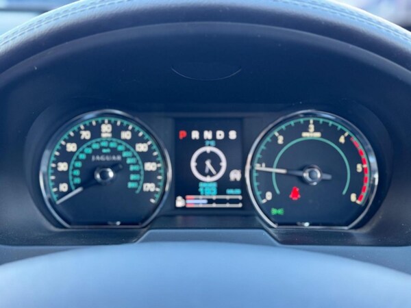Used Jaguar XF 2013 for sale - 75667914: Photo 51