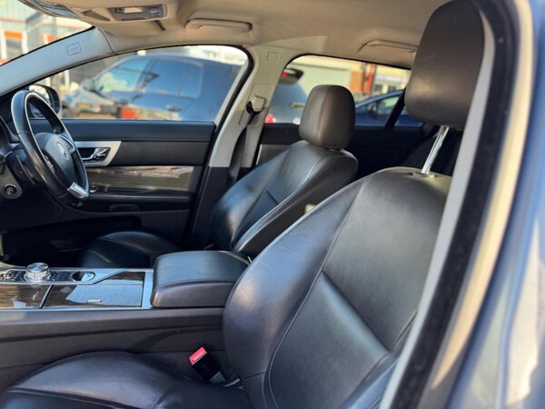 Used Jaguar XF 2013 for sale - 75667914: Photo 54