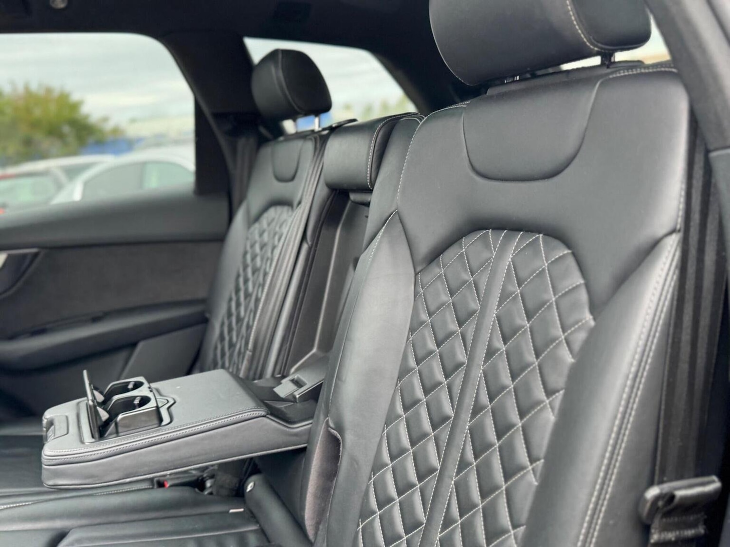 Used Audi SQ7 2017 for sale - 76793991: Photo 33