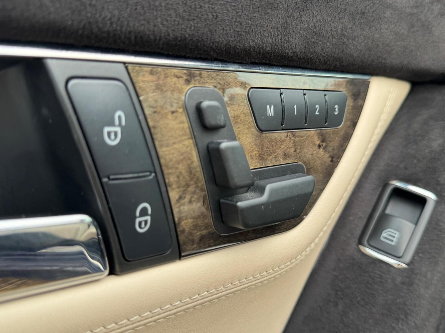 Used Mercedes-Benz C Class 2024 for sale - 76536861: Photo 32