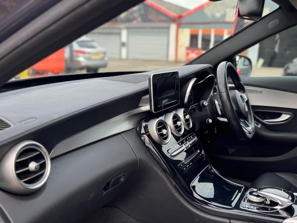Used Mercedes-Benz C-Class 2015 for sale - 75667945: Photo 27