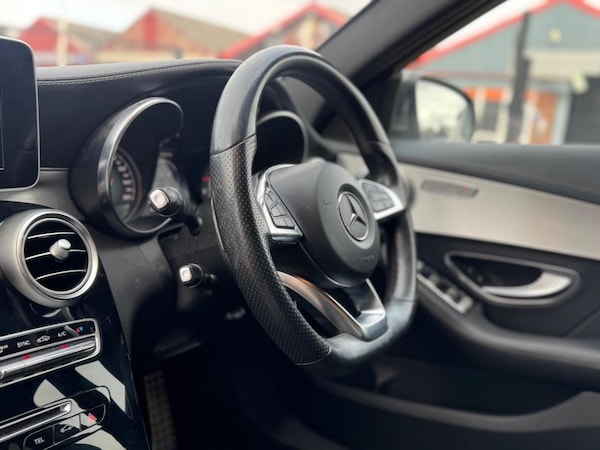 Used Mercedes-Benz C-Class 2015 for sale - 75667945: Photo 32