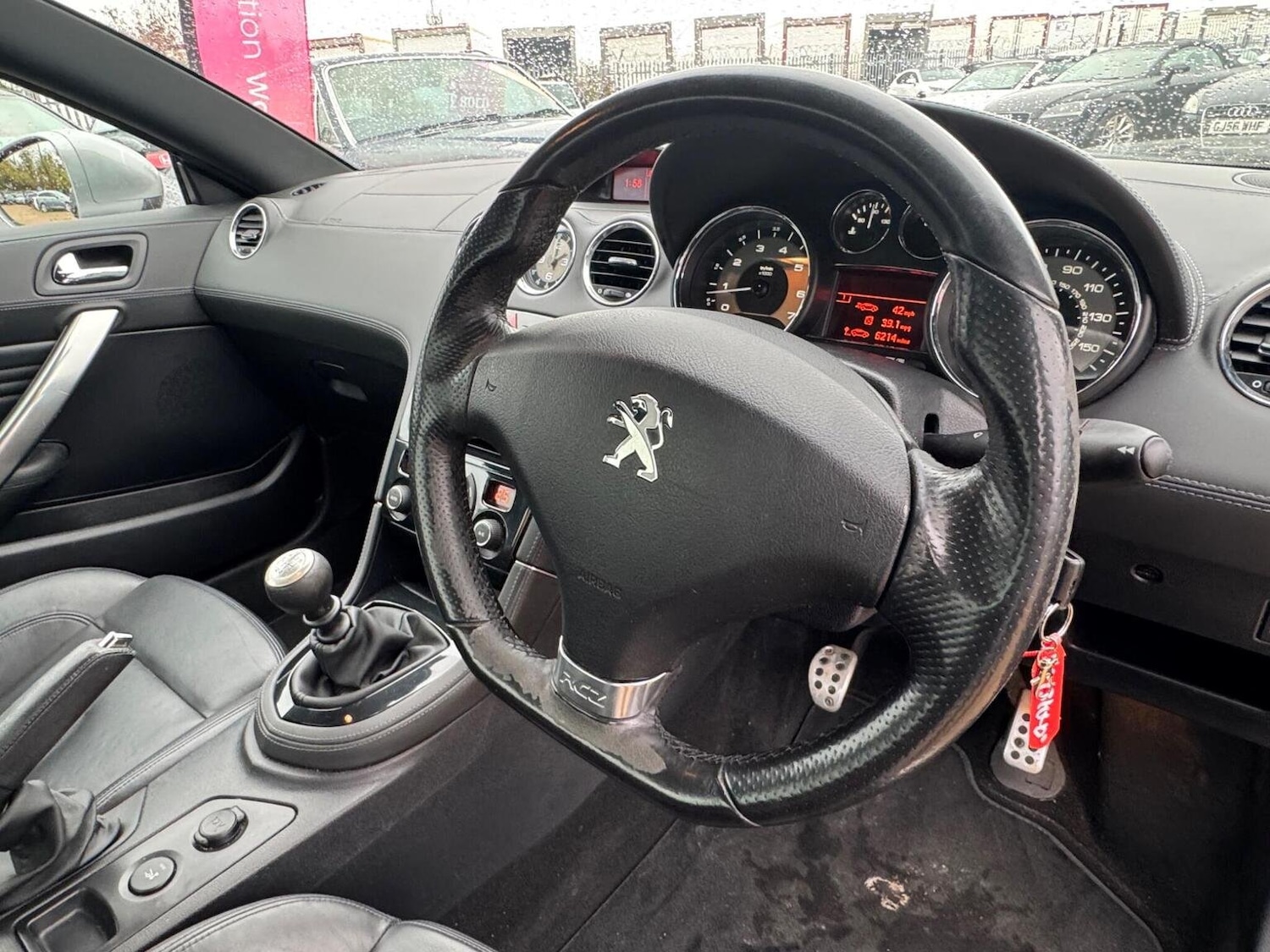 Used Peugeot RCZ 2013 for sale - 76769684: Photo 17