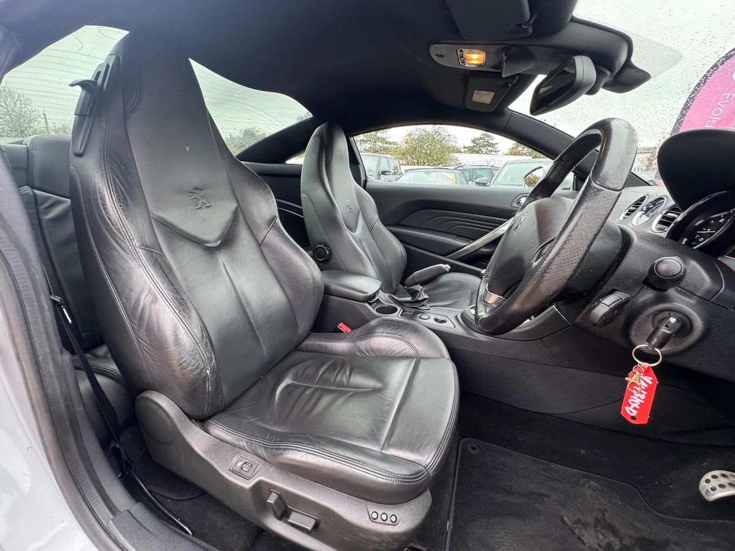 Used Peugeot RCZ 2013 for sale - 76769684: Photo 19